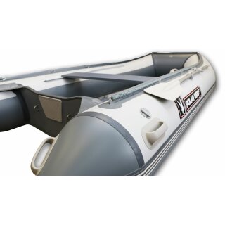 Details: Prime-Class Schlauchboot: POLAR-BIRD MERLIN PB-360M-GW für bis zu 5 Personen grau/weiß, 360cm / 700kg Verdrängung, max 20PS motorisierbar, spezial GFK-Boden (versand-kostenfrei)* / Schlauchboot, Polarbird, PB-360M-GW, made in Russia Details: Prime-Class Schlauchboot: POLAR-BIRD MERLIN PB-360M-GW für bis zu 5 Personen grau/weiß, 360cm / 700kg Verdrängung, max 20PS motorisierbar, spezial GFK-Boden (versand-kostenfrei)* / Schlauchboot, Polarbird, PB-360M-GW, made in Russia