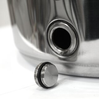 Details:   Fischer Edelstahlkanne POLISHLINE Wasser-Edition H2O, 15 Liter Inhalt, Getränkefass speziell für Trinkwasser-Lagerung, INKL. speziellem V4A Edelstahlhahn / Getränkefass, Edelstahl, H2O Edition, Trink-Wasser geeignet, Wasserkanister Edelstahl 